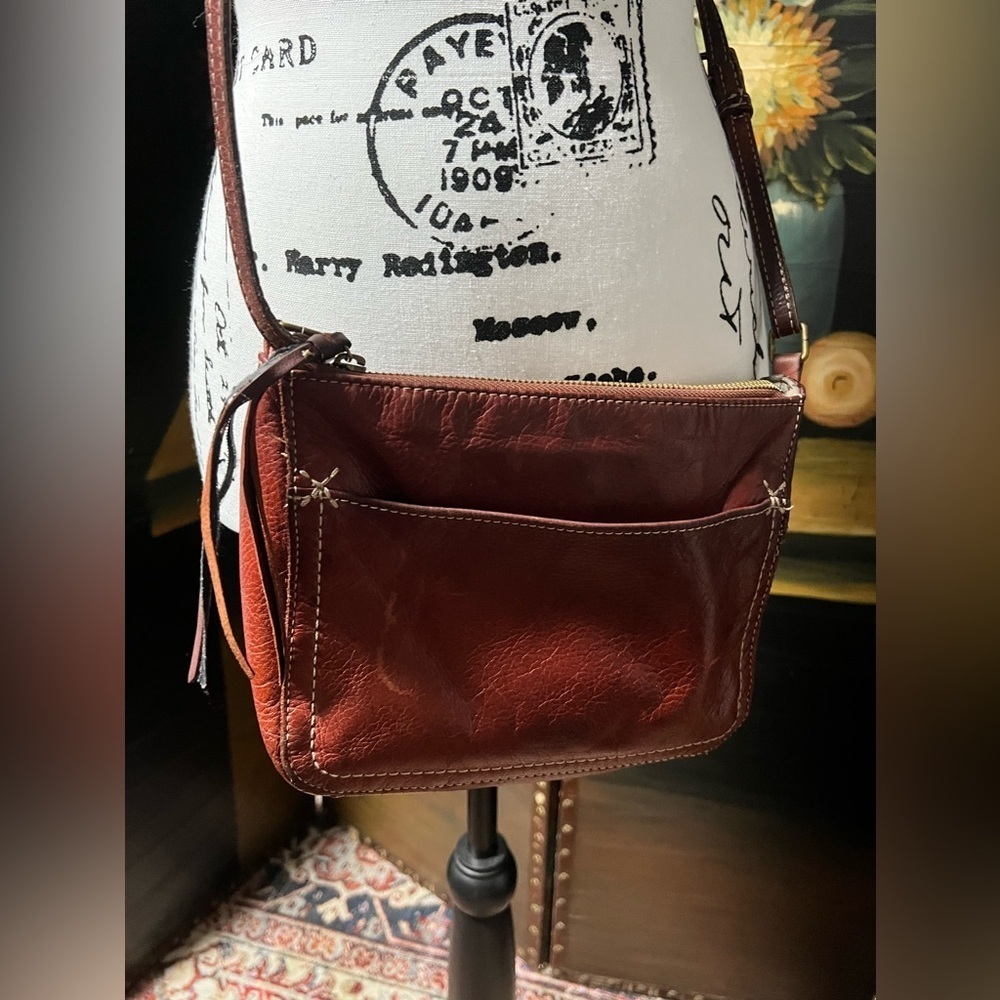 Margot Leather Crossbody Bag (Pb2)